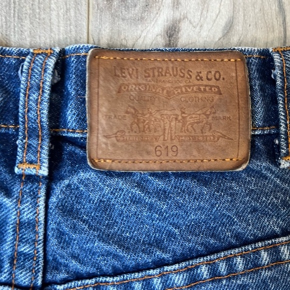Vintage Orange Tab Levi’s Shorts - Picture 3 of 5